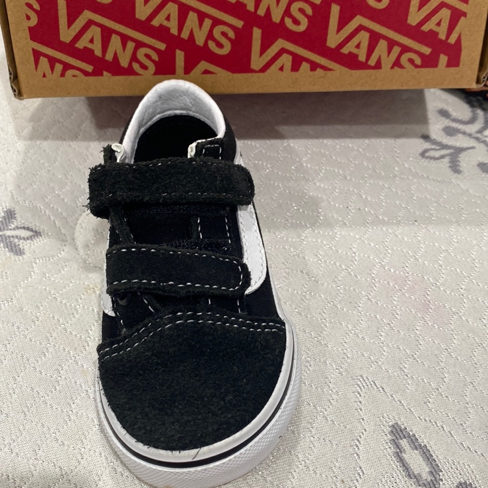 LEFT SHOE OLD SKOOL VANS